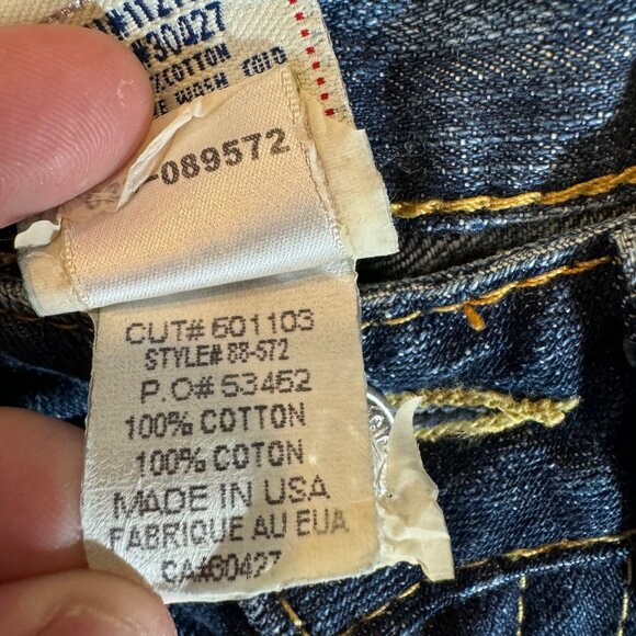 True Religion Low Rise Raw Hem Jean in Mid Wash Slim Fit Womens 26x31 - Picture 8 of 10